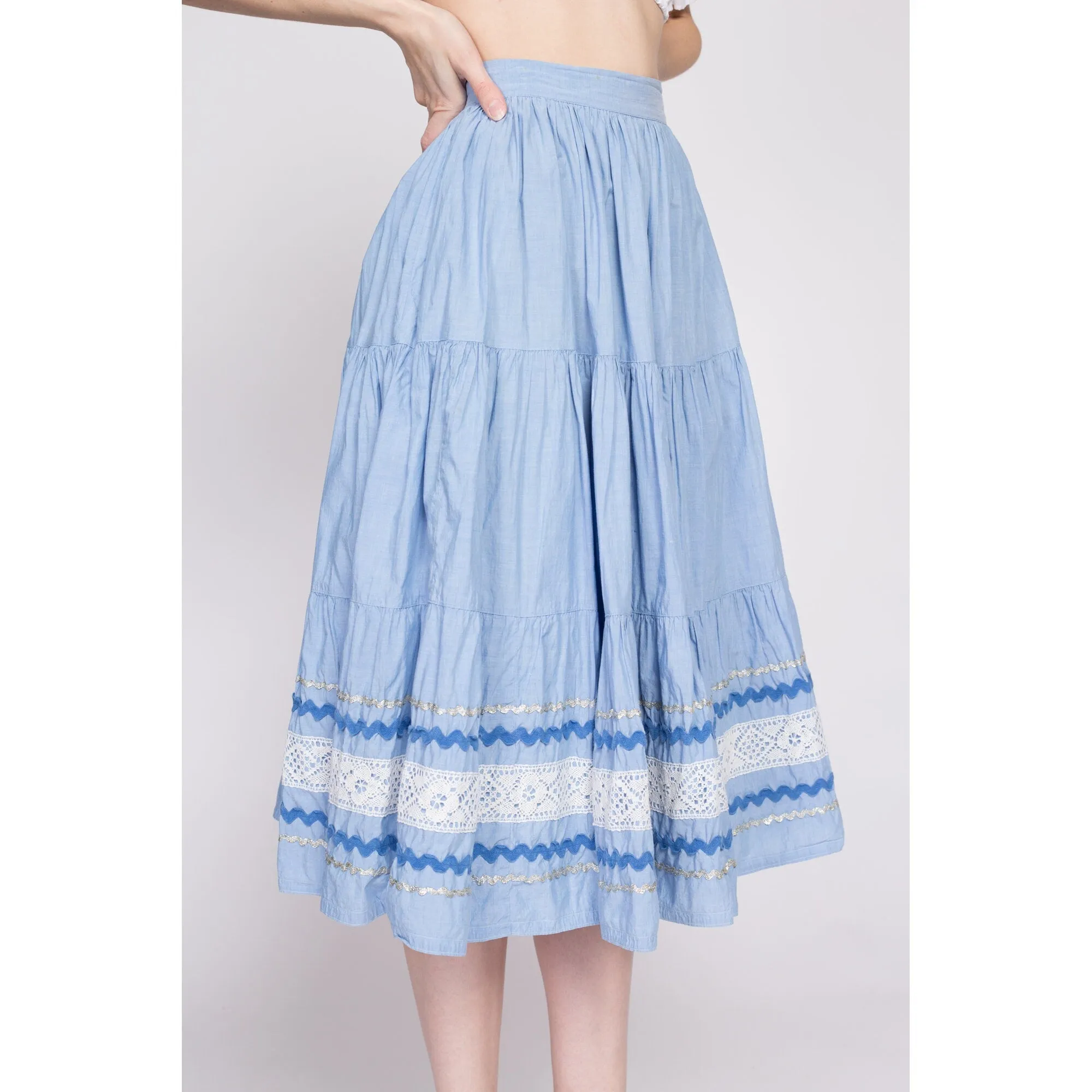 50s 60s Blue Fiesta Patio Skirt - Small, 26.5"