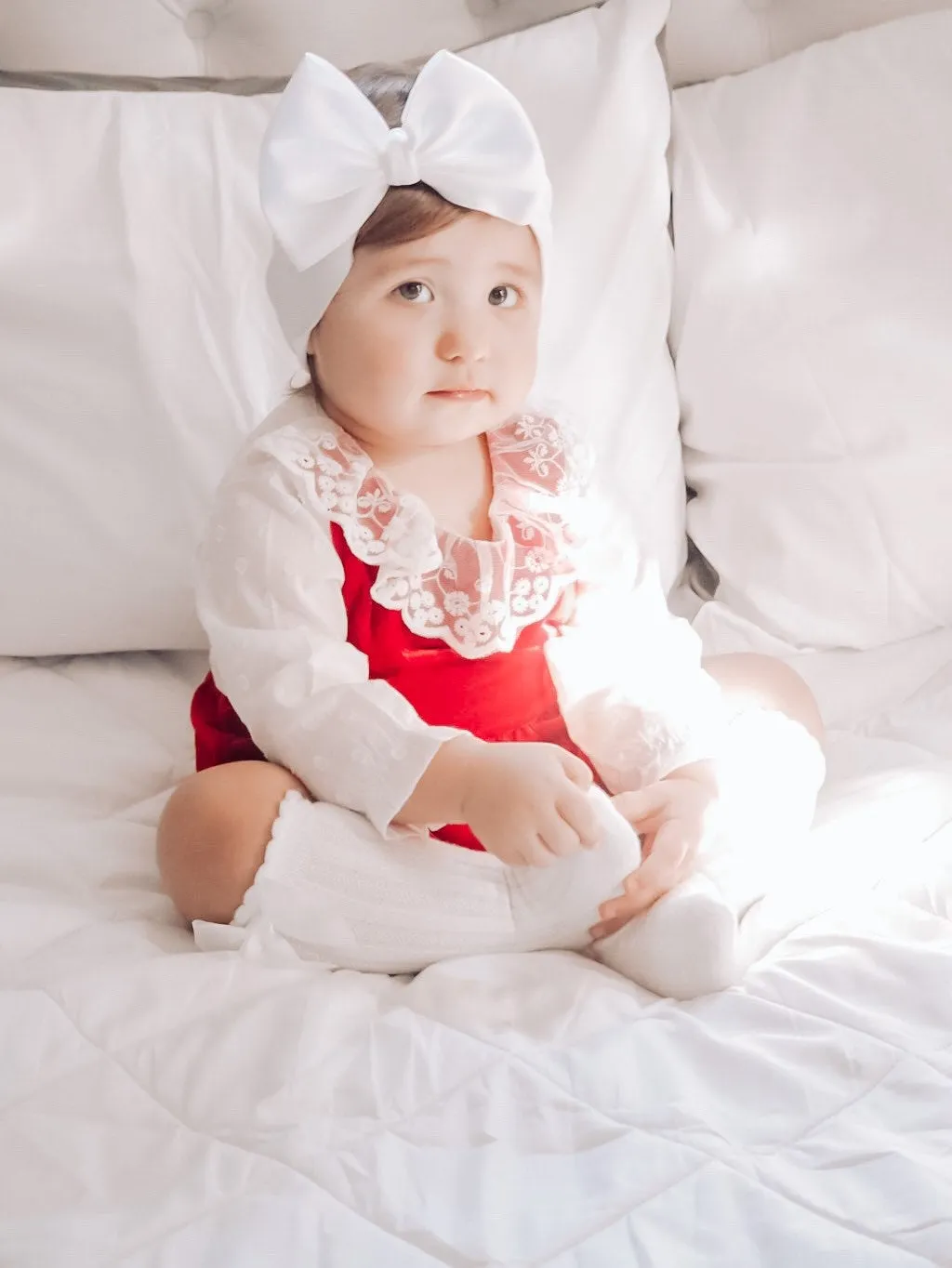 Baby Girl Vintage Lace Red Velvet - White Sleeves Romper
