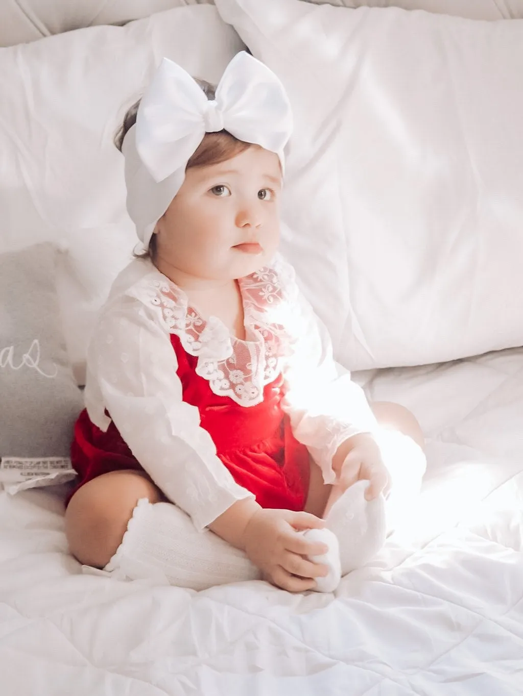 Baby Girl Vintage Lace Red Velvet - White Sleeves Romper