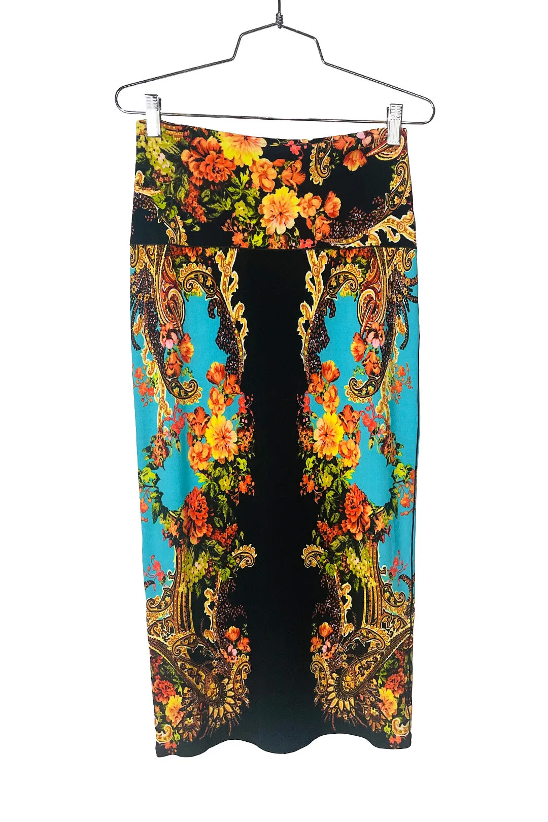Calf length double waist band single layered skirt