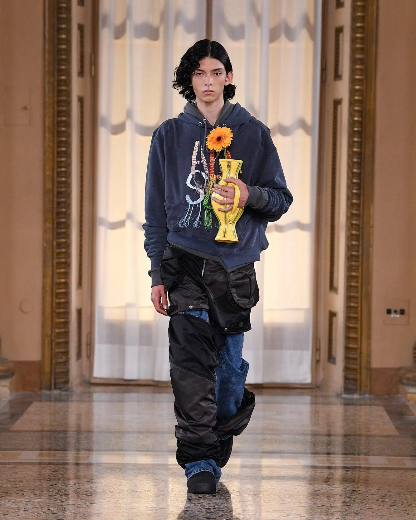 DETACHABLE PATCHWORK CARGO PANTS apa697m(BLACK)