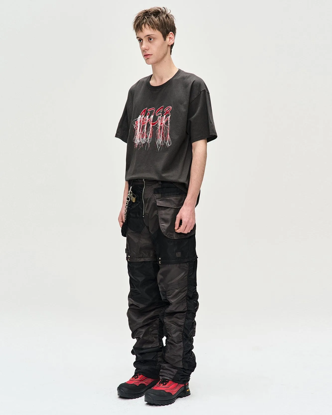 DETACHABLE PATCHWORK CARGO PANTS apa697m(BLACK)