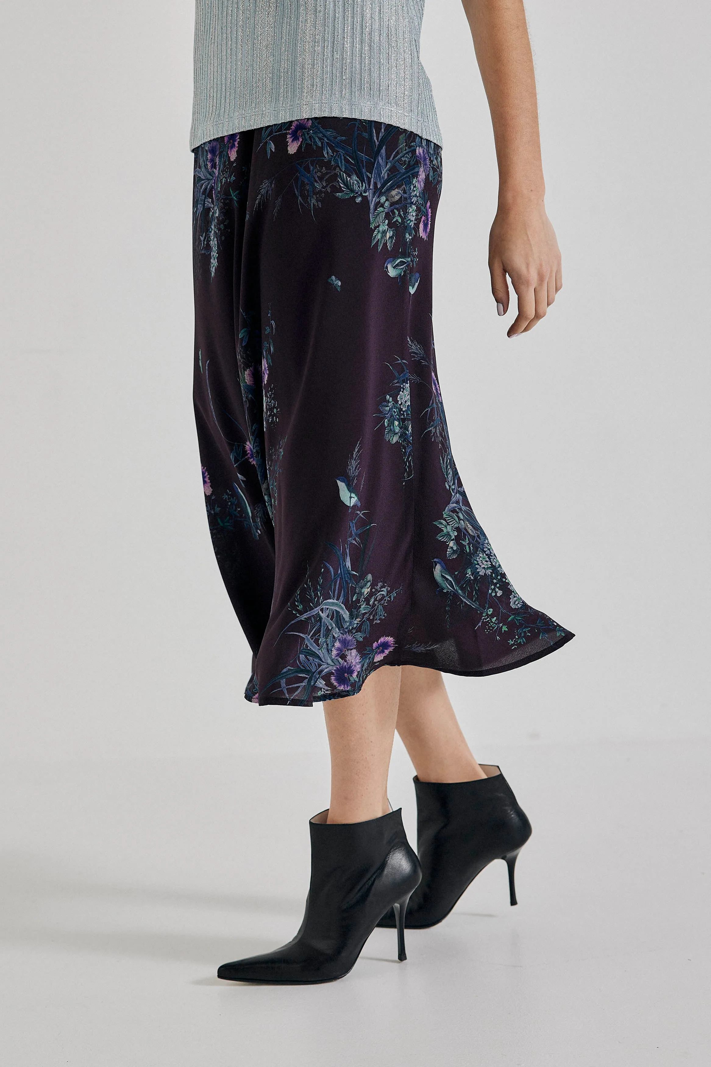 Duchess Midi Skirt in Plum Bird/Fleur Silk