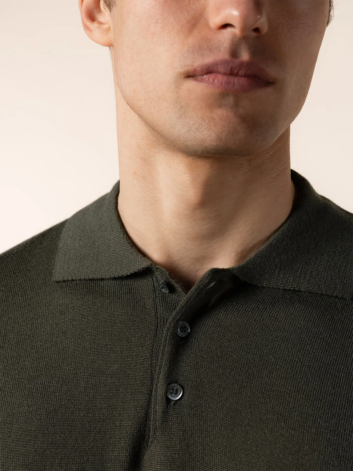 Extrafine Merino Polo Olive