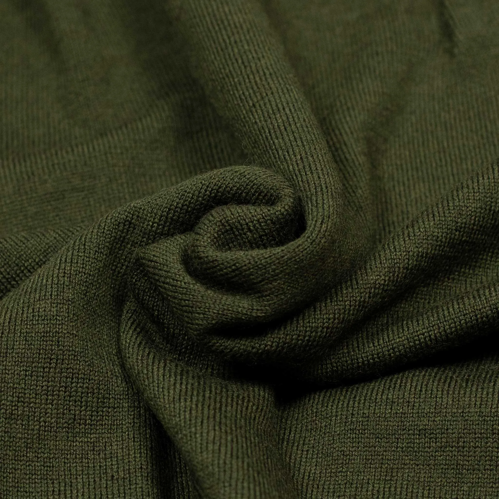 Knit long sleeve polo in dark green merino wool (restock)