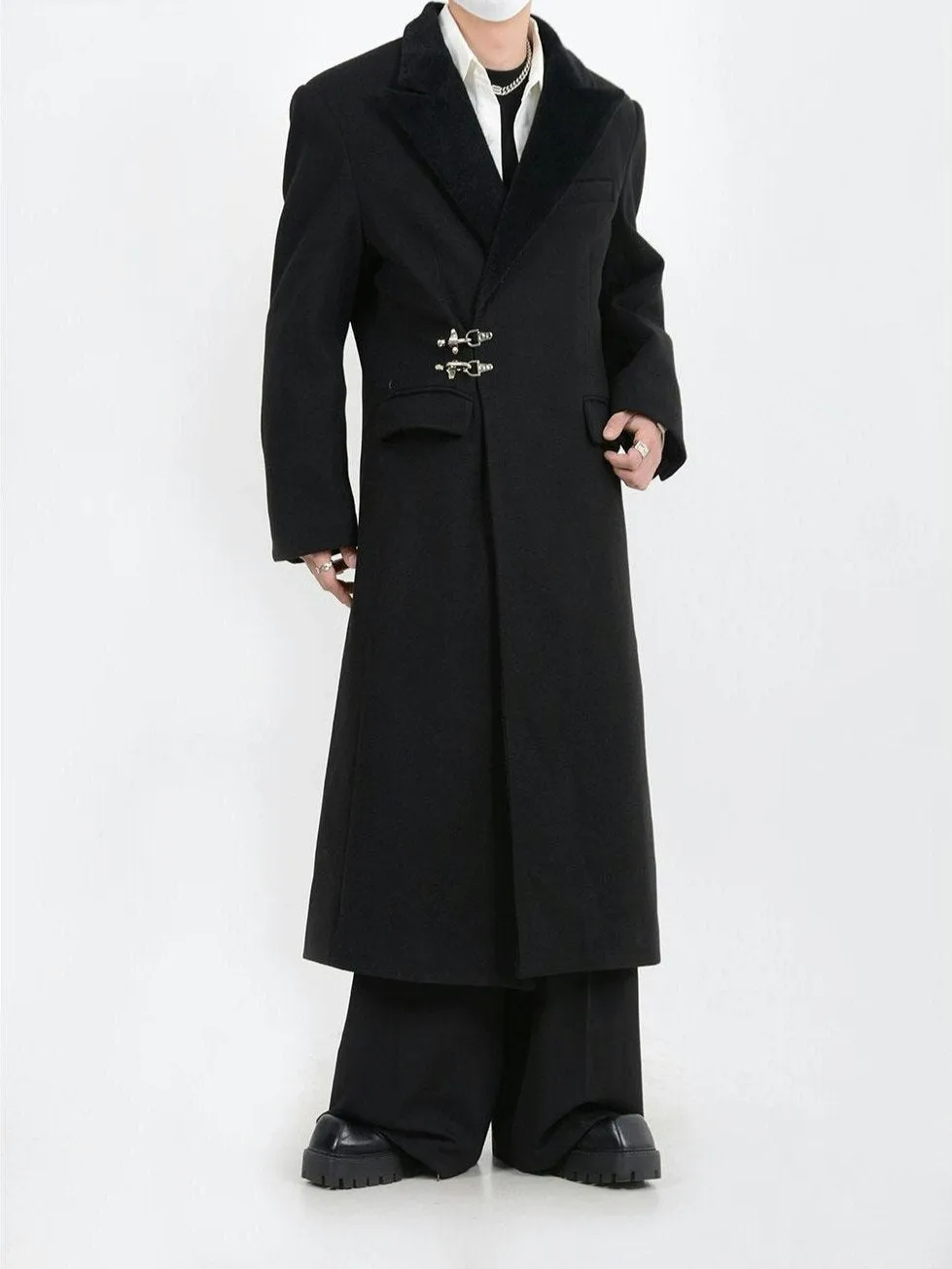 Oversized Velvet-Lapel Long Coat with Metal Buckles
