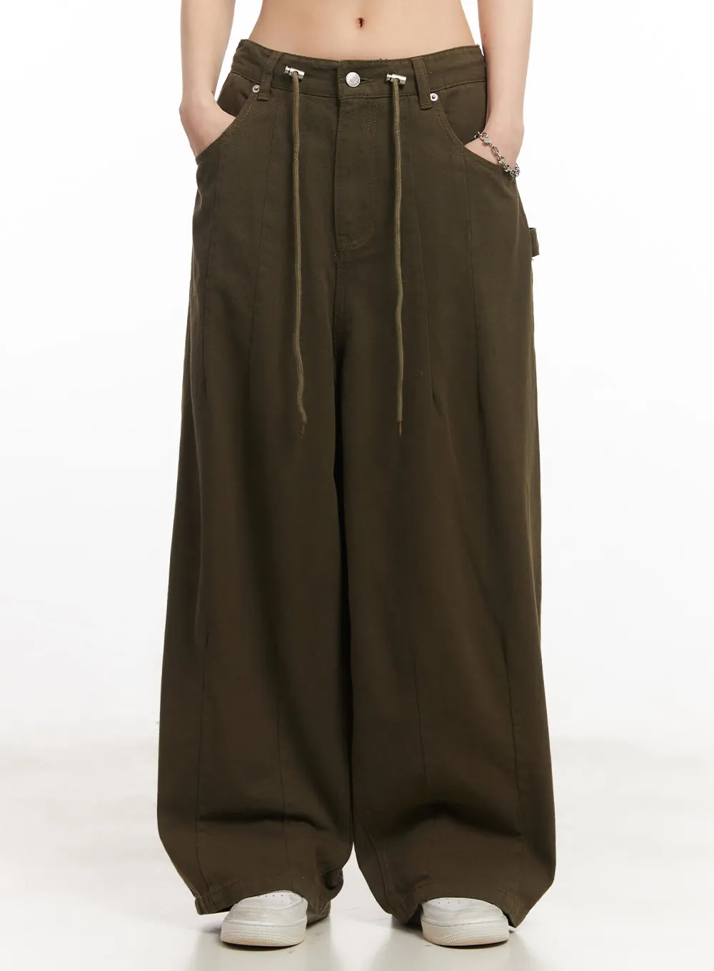 Wide-Leg Cargo Pants CA514
